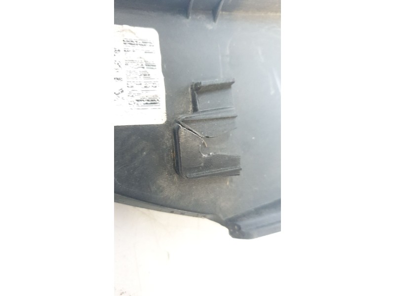 Recambio de aletin trasero izquierdo para kia niro referencia OEM IAM 87743AT100  