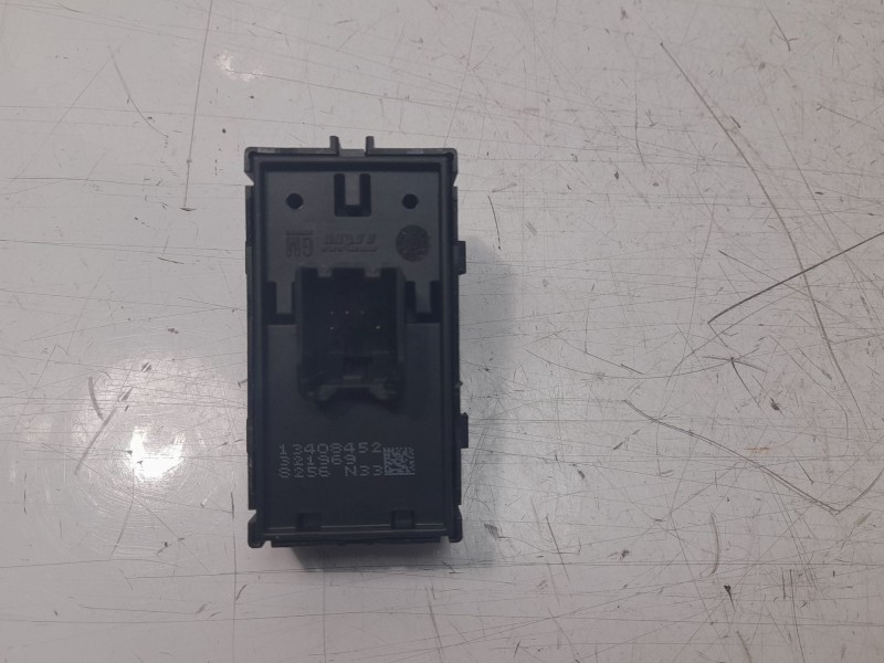 Recambio de mando elevalunas trasero izquierdo para opel astra k lim. 5türig dynamic referencia OEM IAM 13408452  