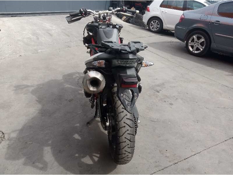 bmw f 700 gs del año 2017