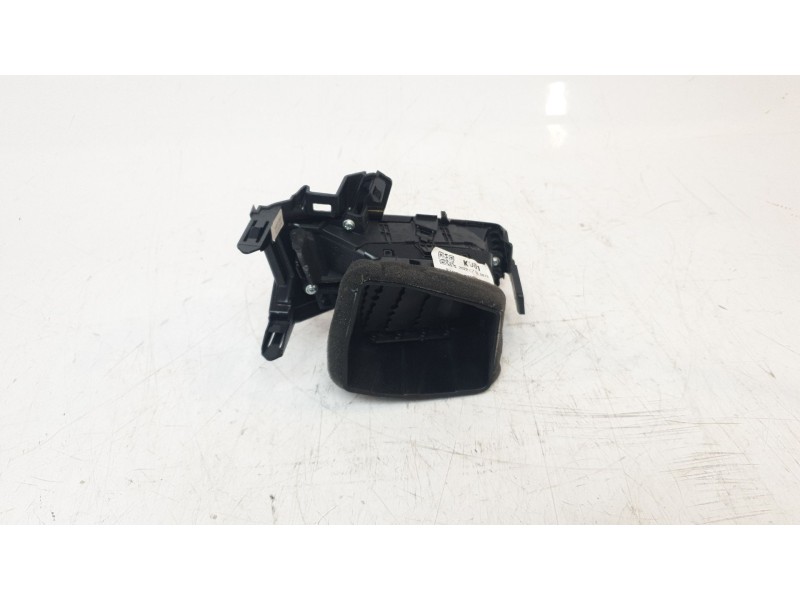 Recambio de aireador izquierdo para kia niro referencia OEM IAM 97480AT000SA1  