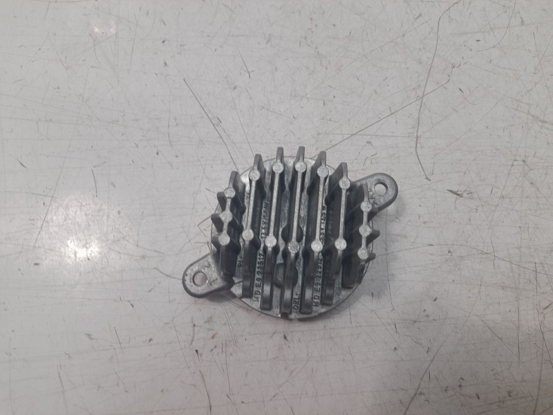 Recambio de bombillas para toyota corolla station wagon (_e21_) 2.0 hybrid (mzeh12) referencia OEM IAM B119599A  