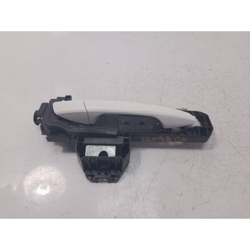 Recambio de maneta exterior delantera derecha para mercedes-benz clase gla (x156) gla 180 (156.942) referencia OEM IAM A20476016