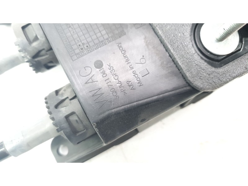 Recambio de palanca cambio para volkswagen polo advance referencia OEM IAM 5Q0741061  