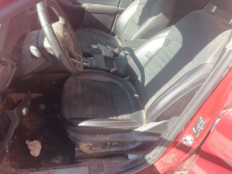 Recambio de juego asientos completo para ford kuga titanium referencia OEM IAM   