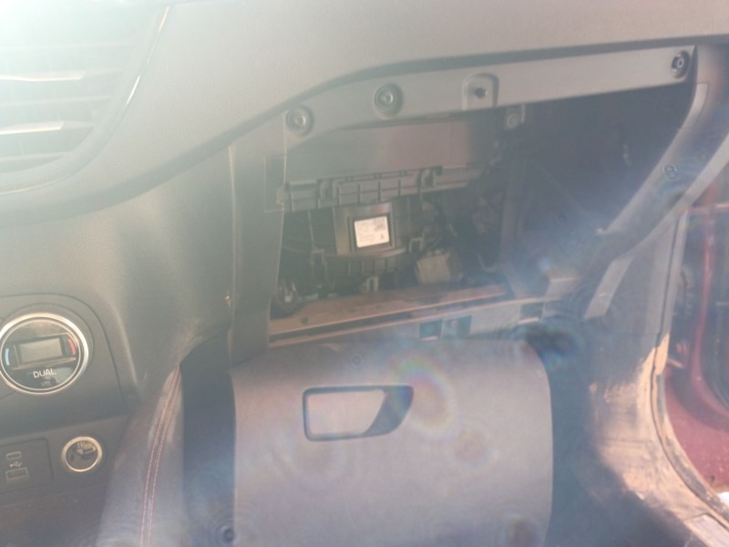 Recambio de ventilador calefaccion para ford kuga titanium referencia OEM IAM   