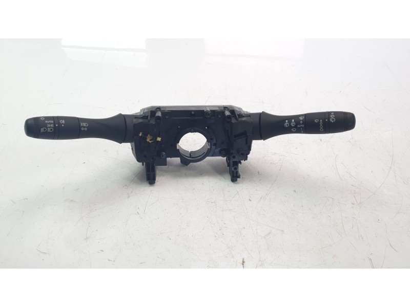 Recambio de mando multifuncion para renault captur ii techno referencia OEM IAM 255674797R  