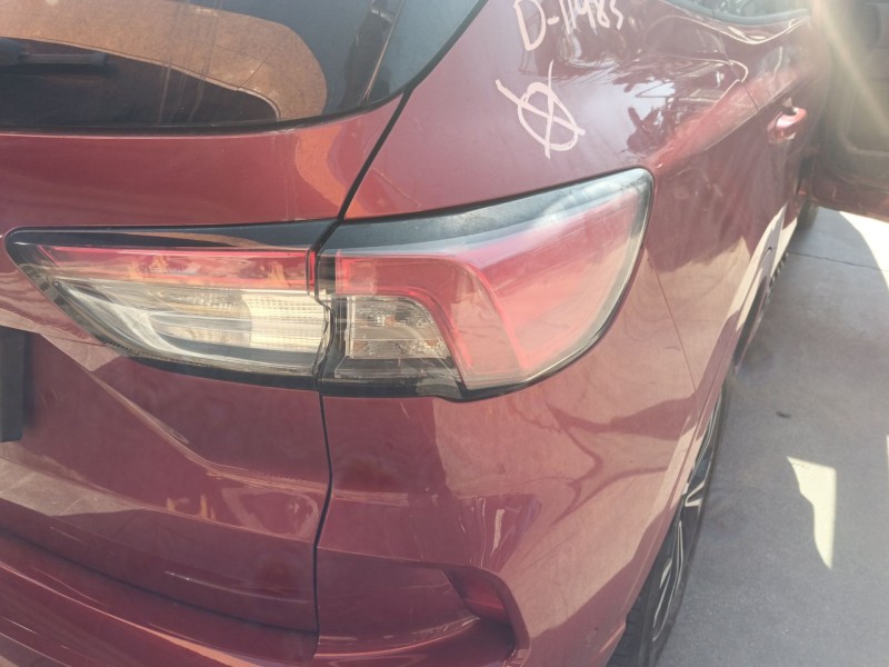 Recambio de piloto trasero derecho para ford kuga titanium referencia OEM IAM   