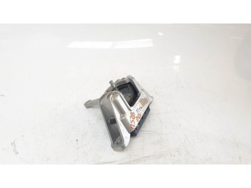 Recambio de soporte motor derecho para kia niro referencia OEM IAM 21810AA100  