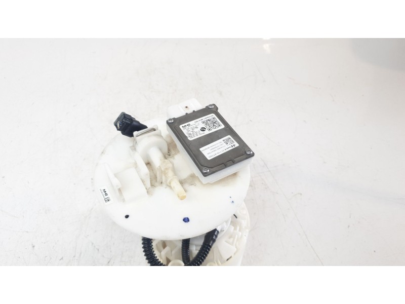 Recambio de bomba combustible para kia niro referencia OEM IAM 31110AT500  
