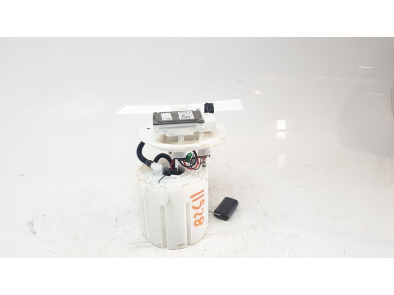 Recambio de bomba combustible para kia niro referencia OEM IAM 31110AT500  