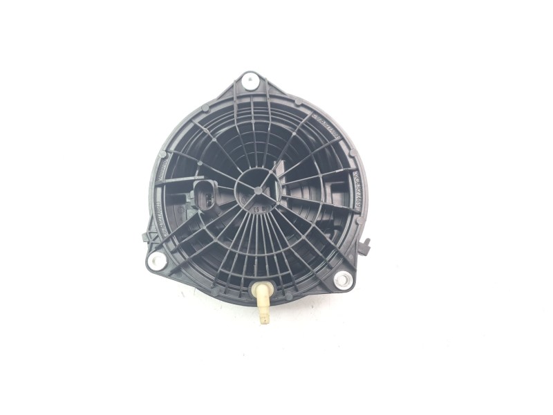 Recambio de maneta exterior maletero / porton para volkswagen polo advance referencia OEM IAM 2G6827469  
