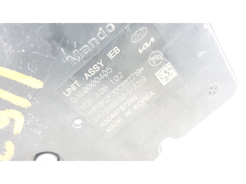 Recambio de abs para kia niro referencia OEM IAM 58500AT050  