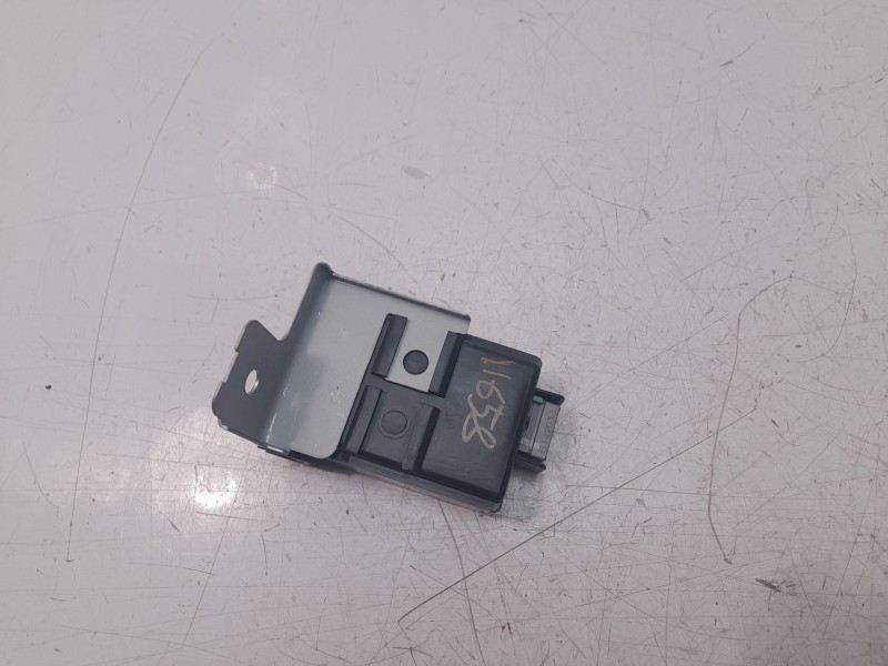 Recambio de modulo electronico para hyundai ix35 1.7 crdi cat referencia OEM IAM 958002S500 223126121 