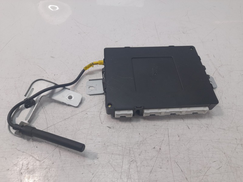 Recambio de modulo electronico para hyundai ix35 1.7 crdi cat referencia OEM IAM 954002YGA0  