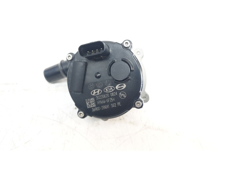 Recambio de bomba agua para kia niro referencia OEM IAM 369002BKH1  