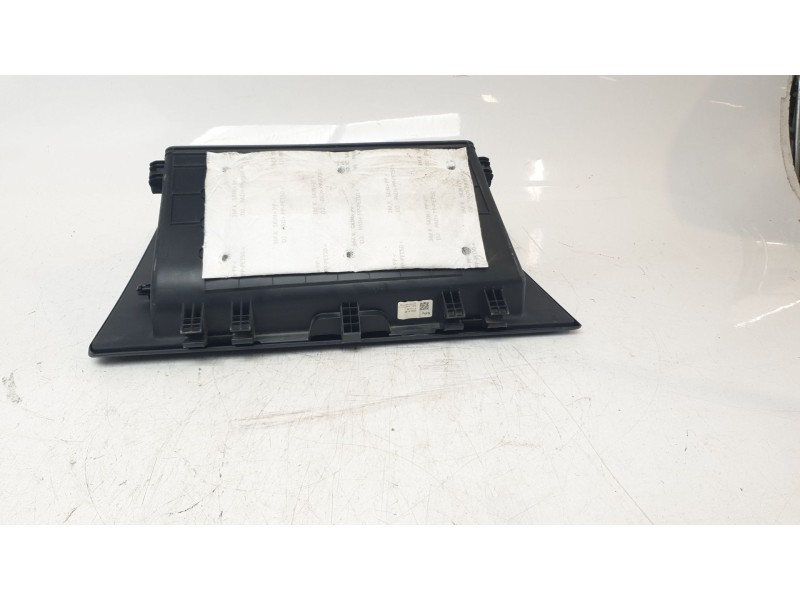 Recambio de guantera para kia niro referencia OEM IAM 84511AT000  
