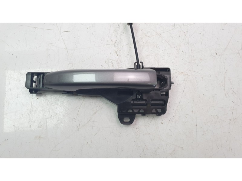 Recambio de maneta exterior delantera izquierda para renault captur ii techno referencia OEM IAM 806079360R  