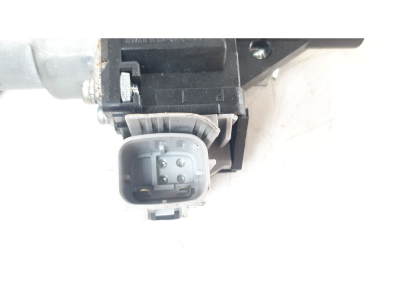 Recambio de elevalunas trasero izquierdo para nissan juke (f15) ultimate edition referencia OEM IAM 82730CV01C 106802018 