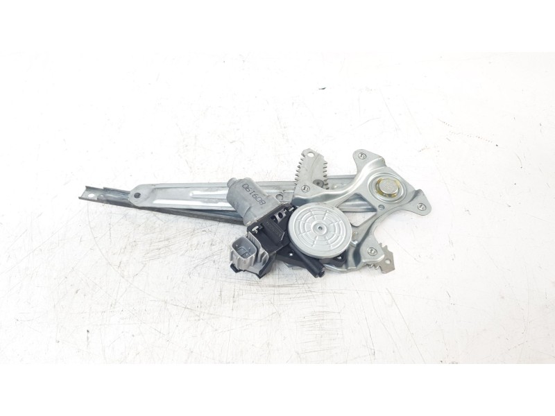 Recambio de elevalunas trasero izquierdo para nissan juke (f15) ultimate edition referencia OEM IAM 82730CV01C 106802018 