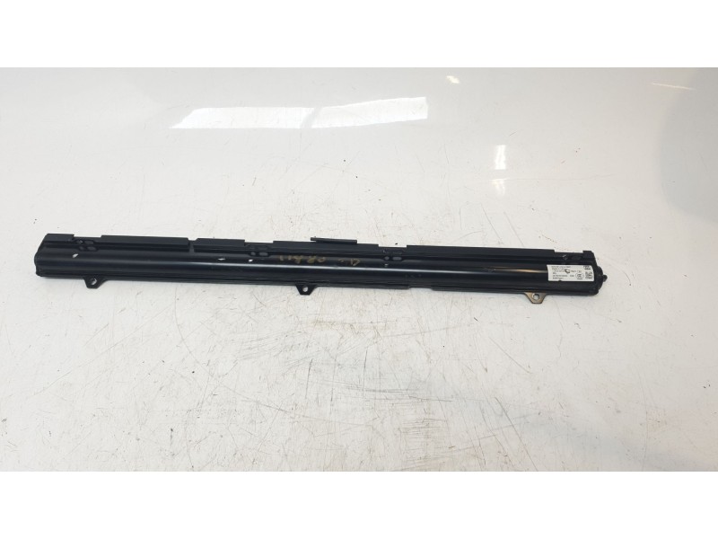 Recambio de parasol derecho para audi a4 avant (8w5) básico referencia OEM IAM 8W9861334A  