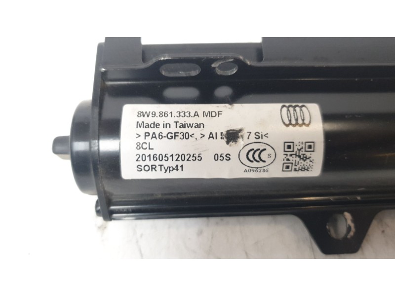 Recambio de parasol izquierdo para audi a4 avant (8w5) básico referencia OEM IAM 8W9861333A  