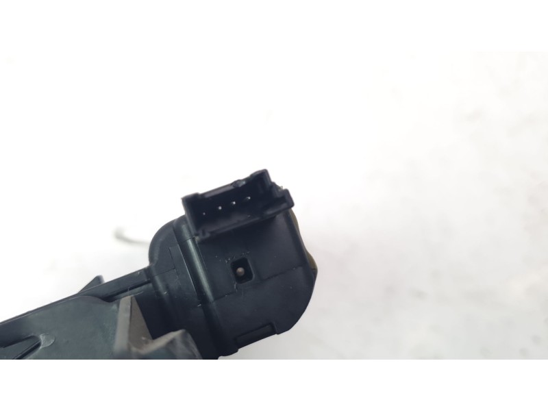 Recambio de cerradura maletero / porton para bmw serie 3 lim. (f30) 318d referencia OEM IAM 918064107  