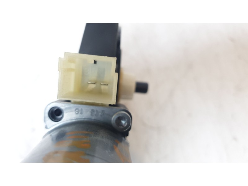 Recambio de motor elevalunas trasero izquierdo para audi a4 avant (8w5) básico referencia OEM IAM 8W0959811  