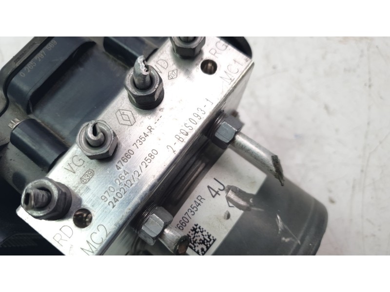Recambio de abs para renault captur ii techno referencia OEM IAM 4766097354R  