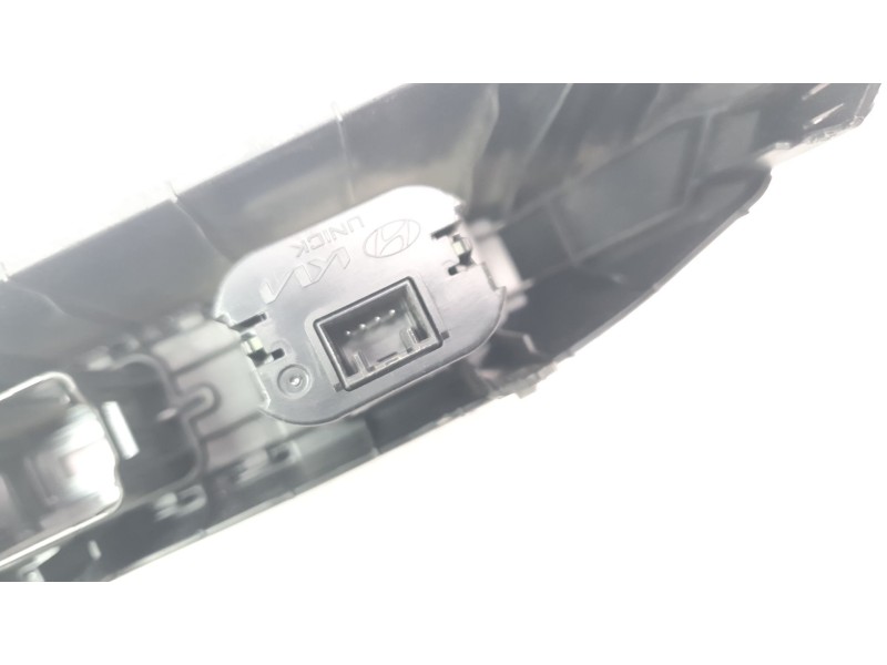 Recambio de modulo electronico para kia niro referencia OEM IAM 96125AT100  