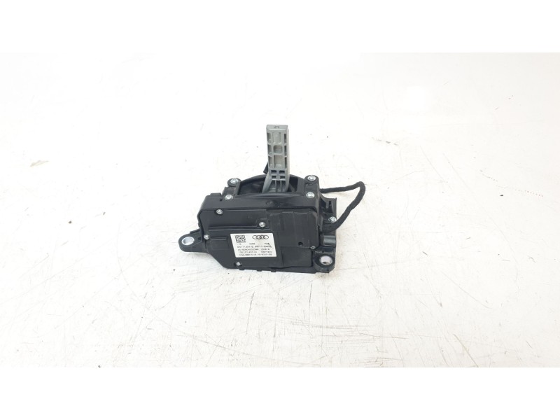 Recambio de palanca cambio para audi a4 avant (8w5) básico referencia OEM IAM 8W1713041E  