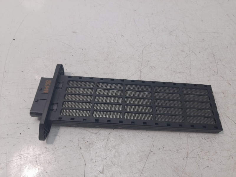 Recambio de resistencia calefaccion para hyundai ix35 1.7 crdi cat referencia OEM IAM 710260390100  