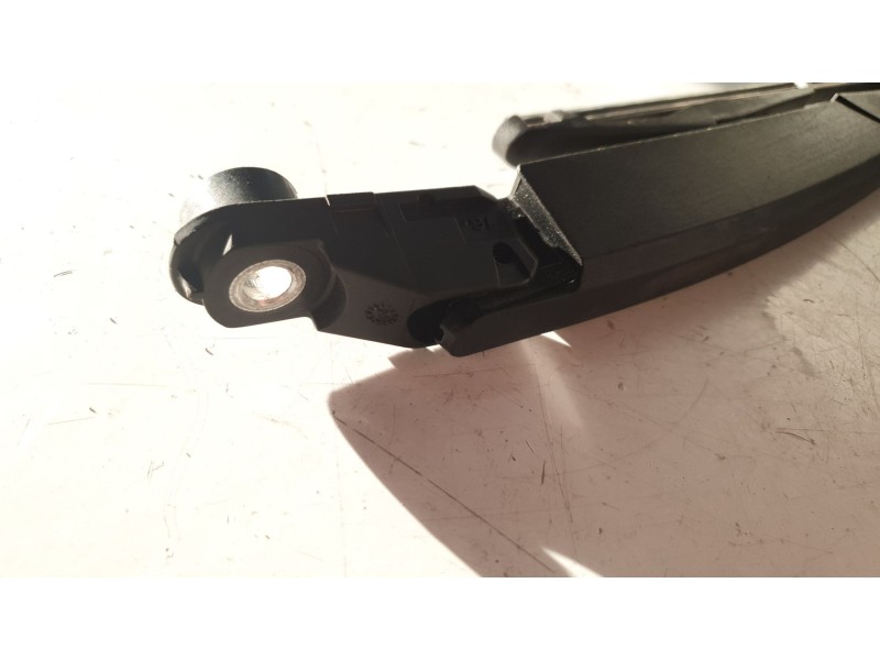 Recambio de brazo limpia trasero para renault captur ii techno referencia OEM IAM 287817546R  