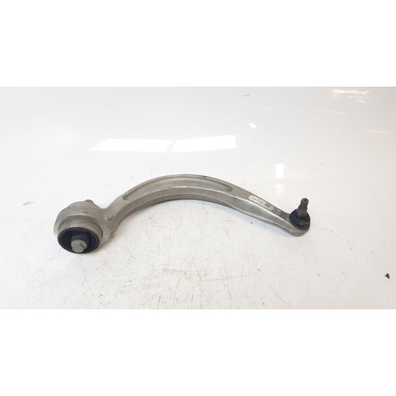 Recambio de brazo suspension inferior delantero izquierdo para audi a4 avant (8w5) básico referencia OEM IAM 8W0407695A  