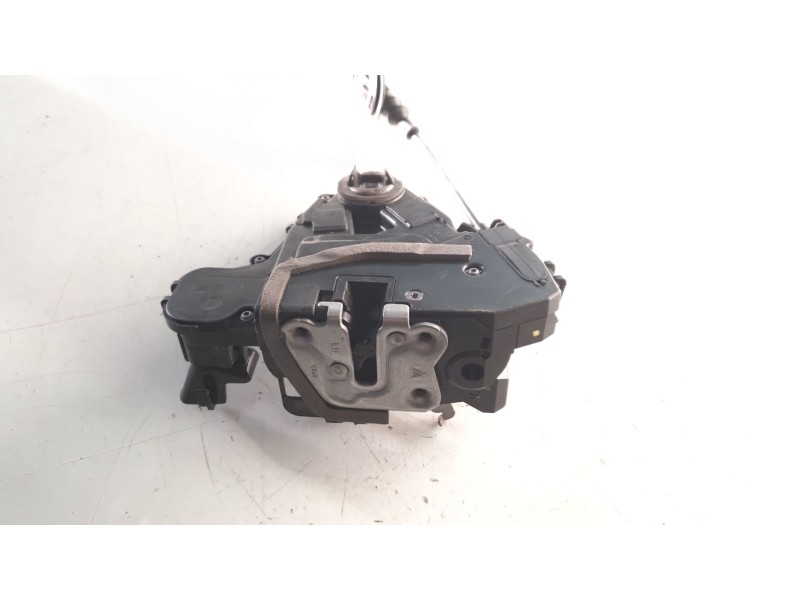 Recambio de cerradura puerta delantera izquierda para renault captur ii techno referencia OEM IAM 805034935R  