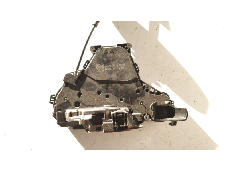 Recambio de cerradura puerta delantera izquierda para renault captur ii techno referencia OEM IAM 805034935R  