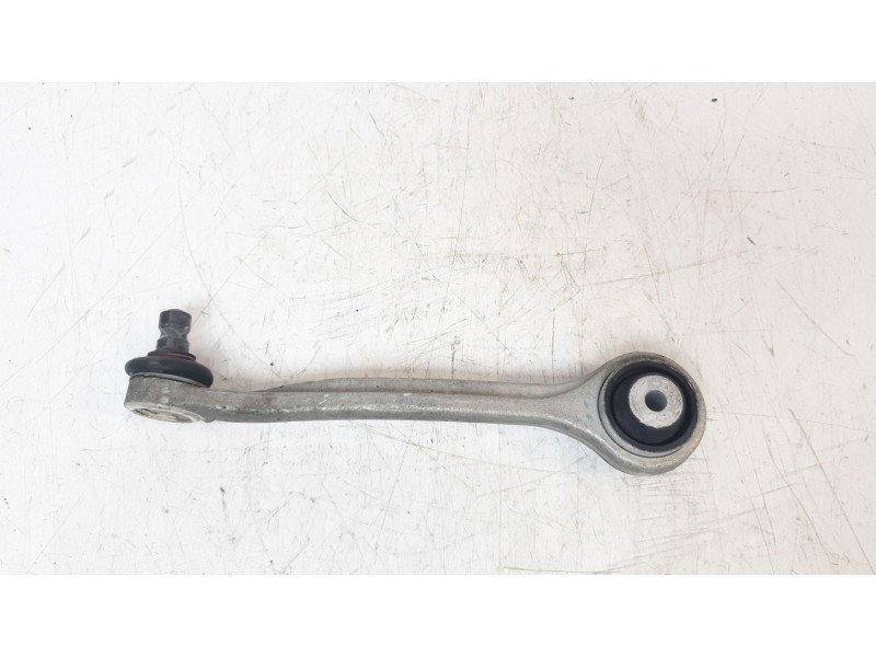 Recambio de brazo suspension superior delantero derecho para audi a4 avant (8w5) básico referencia OEM IAM 8W0407510B  