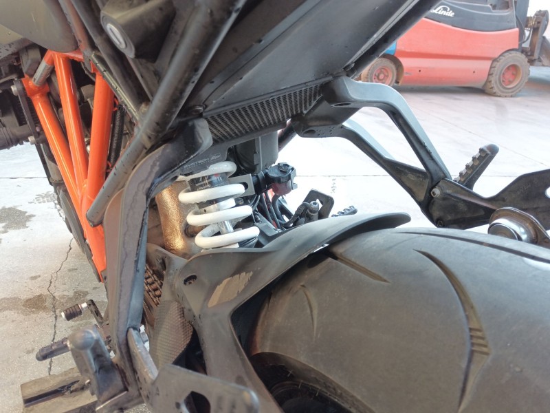 Recambio de amortiguador trasero para ktm super duke 1290 super duke r referencia OEM IAM   