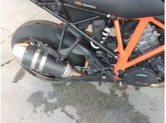 Recambio de estribo lateral para ktm super duke 1290 super duke r referencia OEM IAM   