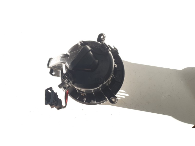Recambio de ventilador calefaccion para volkswagen polo advance referencia OEM IAM 2Q1819021B  