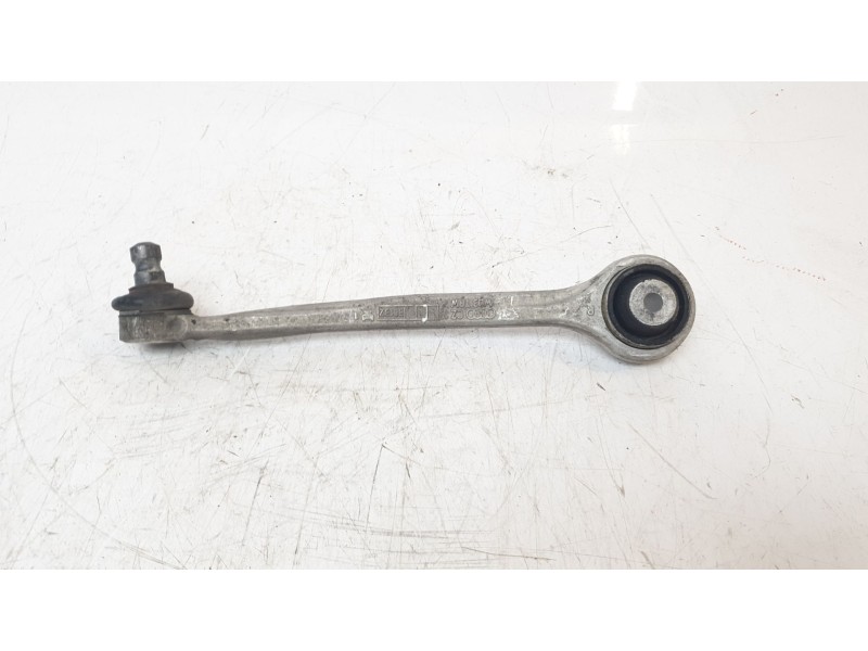 Recambio de brazo suspension superior delantero derecho para audi a4 avant (8w5) básico referencia OEM IAM 8W0407506C  