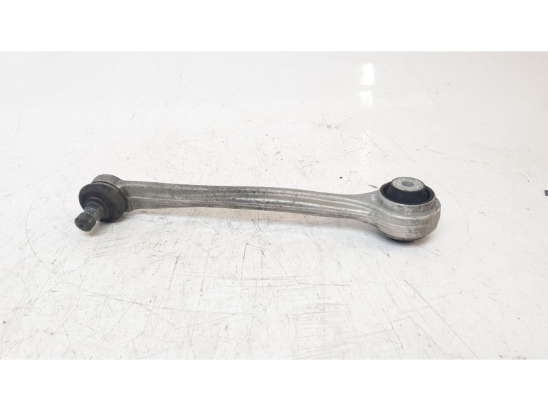 Recambio de brazo suspension superior delantero derecho para audi a4 avant (8w5) básico referencia OEM IAM 8W0407506C  