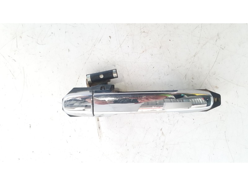 Recambio de maneta exterior trasera derecha para toyota hilux (kun) 3.0 turbodiesel referencia OEM IAM 6921012260  