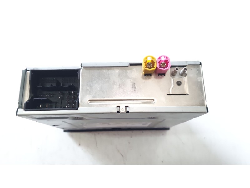 Recambio de sistema audio / radio cd para volkswagen polo advance referencia OEM IAM 3Q0035824C  