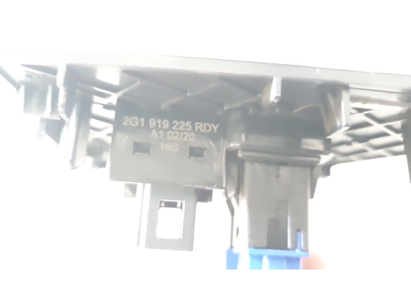 Recambio de warning para volkswagen polo advance referencia OEM IAM 2G1919225RDY  