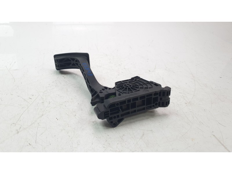 Recambio de potenciometro pedal para volkswagen polo advance referencia OEM IAM 2Q1723503  