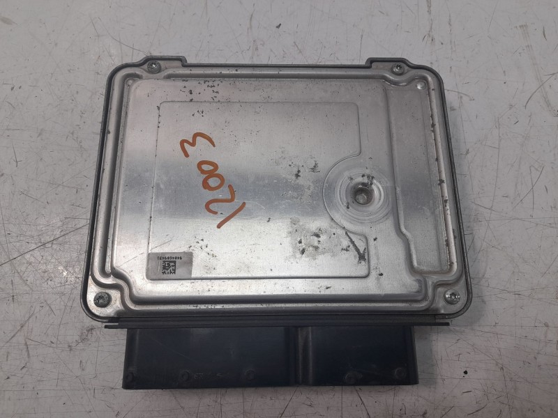 Recambio de centralita motor uce para audi a1 (8x) ambition referencia OEM IAM 03C906016DL 0261S07495 