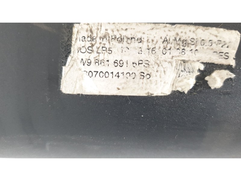 Recambio de bandeja trasera para audi a4 avant (8w5) básico referencia OEM IAM 8W9861691  