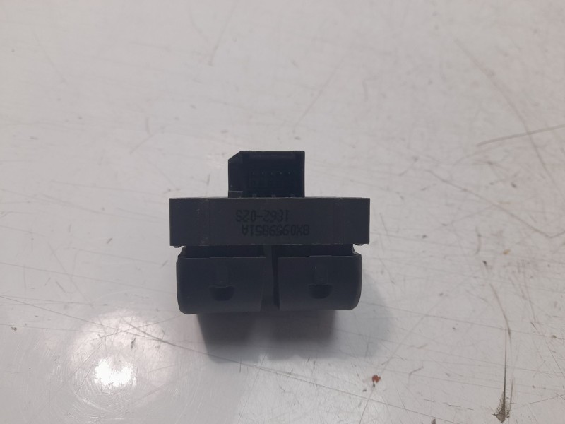 Recambio de mando elevalunas delantero izquierdo para audi a1 (8x) ambition referencia OEM IAM 8X0959851A  