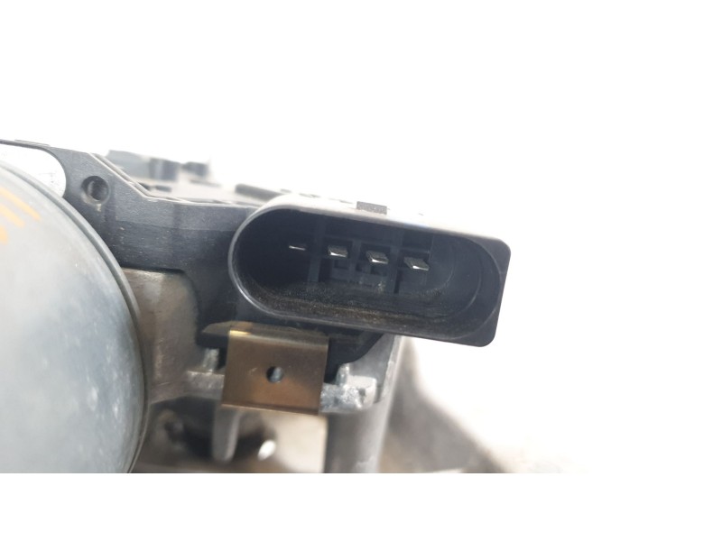 Recambio de motor limpia delantero para audi a4 avant (8w5) básico referencia OEM IAM 8W1955023A  