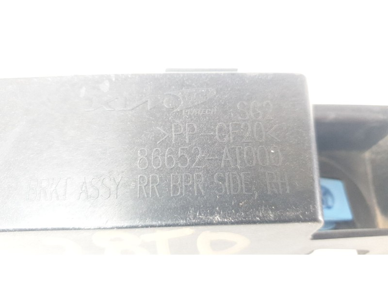 Recambio de soporte paragolpes trasero derecho para kia niro referencia OEM IAM 86652AT000  